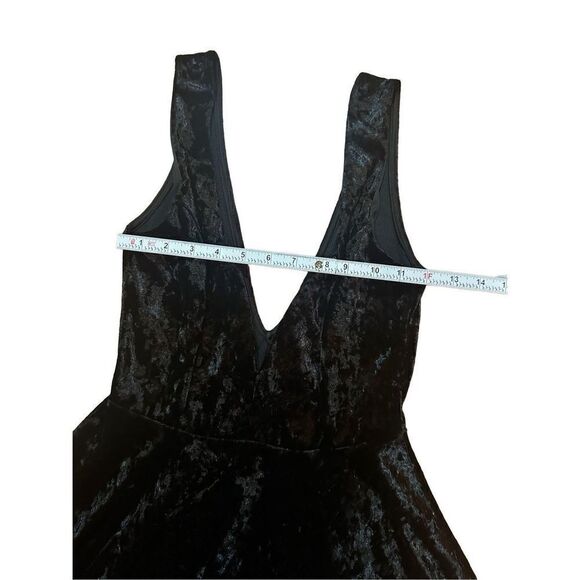 Lulus This Night Black Velvet Backless Skater Dress Sz S - Picture 7 of 12